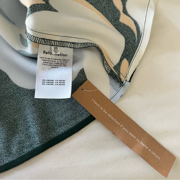 Reformation Frasier Dress in Lyra - Picture 13 of 16